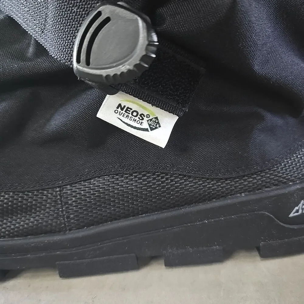 Neos Voyager Glacier Trek Cleats Overshoes Black Waterproof Sz XXL (US13.5-15)